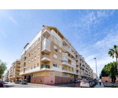 Increíble apartamento de 2 dormitorios cerca de la playa en Torrevieja