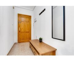 Increíble apartamento de 2 dormitorios cerca de la playa en Torrevieja