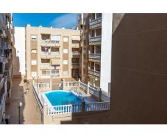 Precioso apartamento 2 dorm. en Torrevieja en 600m de la playa del Cura