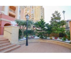 Precioso apartamento con piscina a solo 250m de la playa de Los Locos