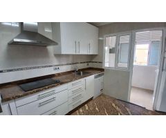 Piso en alquiler de 3 habitaciones zona Siete Palmas