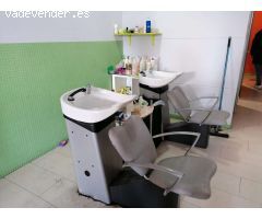 ESTUPENDO LOCAL DEDICADO A PELUQUERÍA TOTALMENTE EQUIPADO Y LISTO PARA TRABAJAR