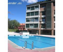 ZONA CENTRO- Jardines de San Isidro,  3 habitaciones, 2 baños con piscina y trastero.
