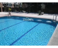 ZONA CENTRO- Jardines de San Isidro,  3 habitaciones, 2 baños con piscina y trastero.