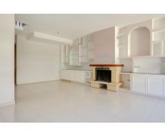 Chalet adosado para reformar en Urbanización Terra Ferma en Sant Joan dAlacant