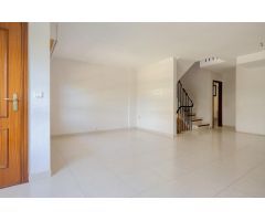 Chalet adosado para reformar en Urbanización Terra Ferma en Sant Joan dAlacant