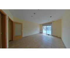 ????? Tu nuevo piso en el corazón de Calafell – Amplio, con terraza