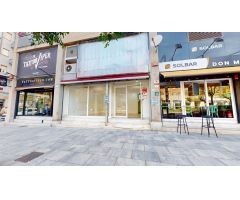LOCAL EN AVENIDA CONSTITUCION