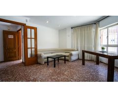 Duplex en Elda, con amplia terraza ideal para disfrutar todo el año.