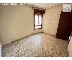PISO EN VENTA CENTRO DE BIGASTRO PARA REFORMAR