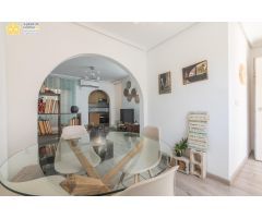 Magnifico Adosado esquina de 2 plantas con sótano en venta en Gran Alacant.