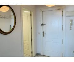 LARGA TEMPORADA . SE ALQUILA BONITO APARTAMENTO CON MAGNIFICAS VISTAS AL MAR EN 1ª LINEA DE PLAYA EN