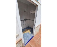 MEDIA TEMPORADA .  SE ALQUILA DEL 1.9.25-30.6.26 BONITO APARTAMENTO  EN BENAJARAFE EN 2ª LINEA DE PL