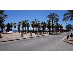 Media temporada. Se alquila desde 01/09/25- 30/06/26 apartamento en 1ª linea de playa en Fuengirola