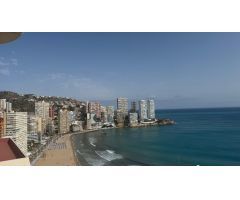 Apartamento en primera linea de la playa de Levante Benidorm! www.euroloix.com