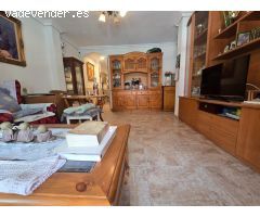 PISO TRES DORMITORIOS Y UN  BAÑO , REFORMADO , EN EL CENTRO DE BENIDORM, CERCA SERVICIOS Y PLAYA