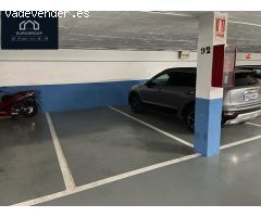 Garaje en 1 Llinea de Levante -centro, para todo el año. www.euroloix.com