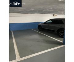 Garaje en 1 Llinea de Levante -centro, para todo el año. www.euroloix.com