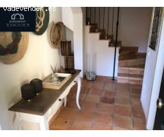 Precioso adosado en Sierra Cortina , 4 dorm , todo el año .Finestrat .www.euroloix.com