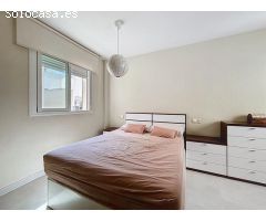 Amplio y bonito  piso con 3 dormitorios y plaza de garaje subterranea privada.
