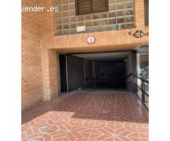 Garaje en alquiler en Calle Juan Ramón Jiménez, Malilla, Quatre Carreres