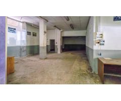 Se vende bajo comercial de 285m2 en barrio Malilla