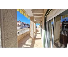 Gran Ático, 3 dormitorios, 2 baños, piscina, a unos 10 mn a pie de las playas Los Locos y del Cura