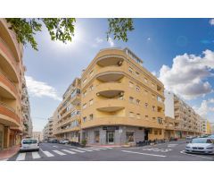 Estupendo apartamento céntrico de 2 dormitorios en Torrevieja