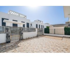 Villa en Venta en Almoradí, Alicante