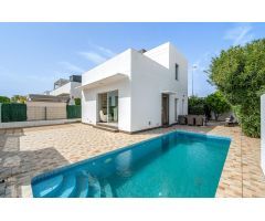 Villa en Venta en Almoradí, Alicante