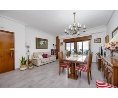 VIVE EL SUEÑO FRENTE AL MAR EN TORREVIEJA - APARTAMENTO EN PRIMERA LÍNEA
