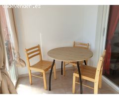 Bonito apartamento con piscina y vistas al mar