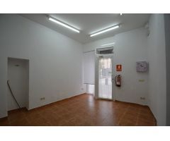 LOCAL COMERCIAL DE LLOGUER AL CENTRE DIGUALADA * PLAÇA DE LA CREU