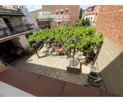CASA ADOSSADA EN VENDA A CALAF - DOS PISOS INDEP. + GARATGES + PATI + TRASTER I TERRASSA COMUNITÀRIA