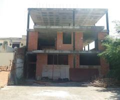 EDIFICI EN CONSTRUCCIÓ AL PRAT DE LLOBREGAT