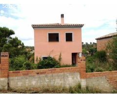 DUES CASES EN CONSTRUCCIÓ A CABRERA DANOIA