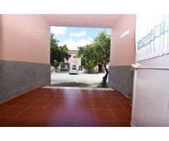 ADOSADO 4 DORMITORIOS 2 BAÑOS + ASEO CON PARKING PROPIO AVENIDA SOLANO