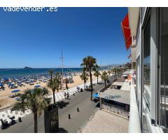 Alquiler larga temporada invierno,oct-jun con de 2 dormitorios en Benidorm primera linea mar,soleado