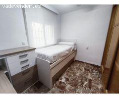 Alquiler de temporada. Piso con jardín.