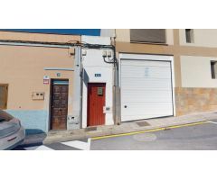 CASA SOLAR URBANO DE 352 M2- BARRIO LA SALUD