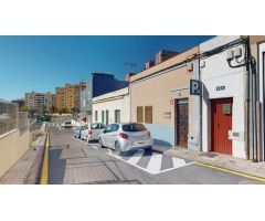 CASA SOLAR URBANO DE 352 M2- BARRIO LA SALUD