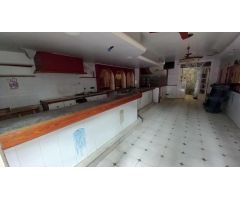 Local Comercial Granja-Bar para reformar en Riera Matamoros, Badalona