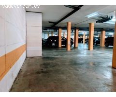 Alquiler de Plaza de Parking de 35 m² en c/Cervantes, Badalona