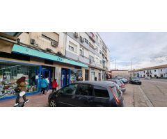LOCAL EN ALQUILER EN LA MISMA AVD DE JESÚS RESCATADO