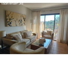 Apartamento de dos dormitorios, junto al golf.