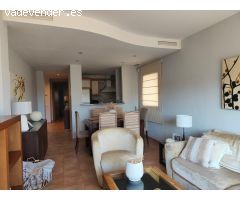 Apartamento de dos dormitorios, junto al golf.