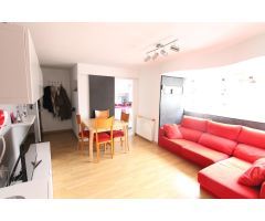 Piso reformado de 3 habitaciones en Sant Bernat