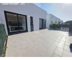 Chalet individual moderno a tan solo 500m del mar