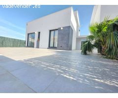Chalet individual moderno a tan solo 500m del mar