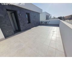 Chalet individual moderno a tan solo 500m del mar